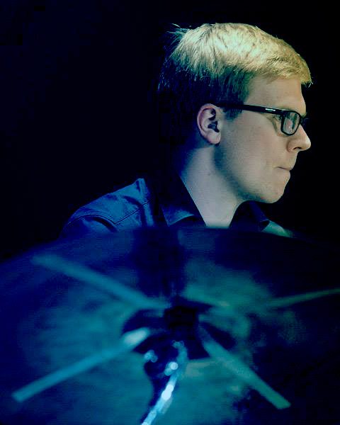 Lukas Schwegmann am Schlagzeug